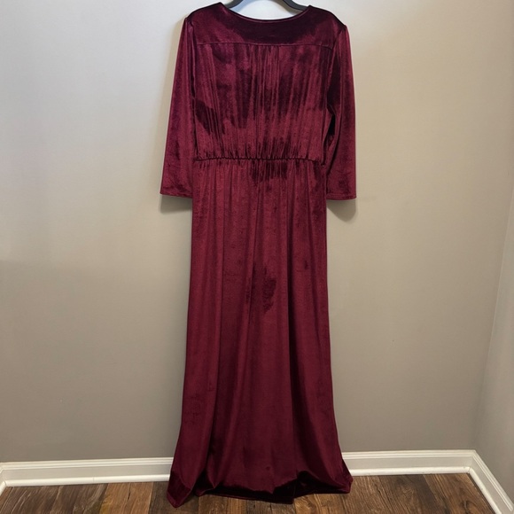 NEW Baltic Born Sofia Velvet Maxi Dress Womens XXL Whimsigoth Holiday Burgundy - Picture 4 of 8